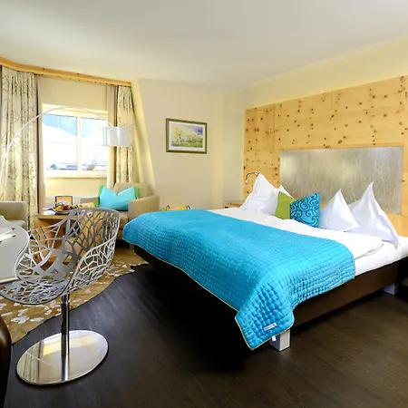 Kendler 4* ザールバッハ・ヒンターグレム